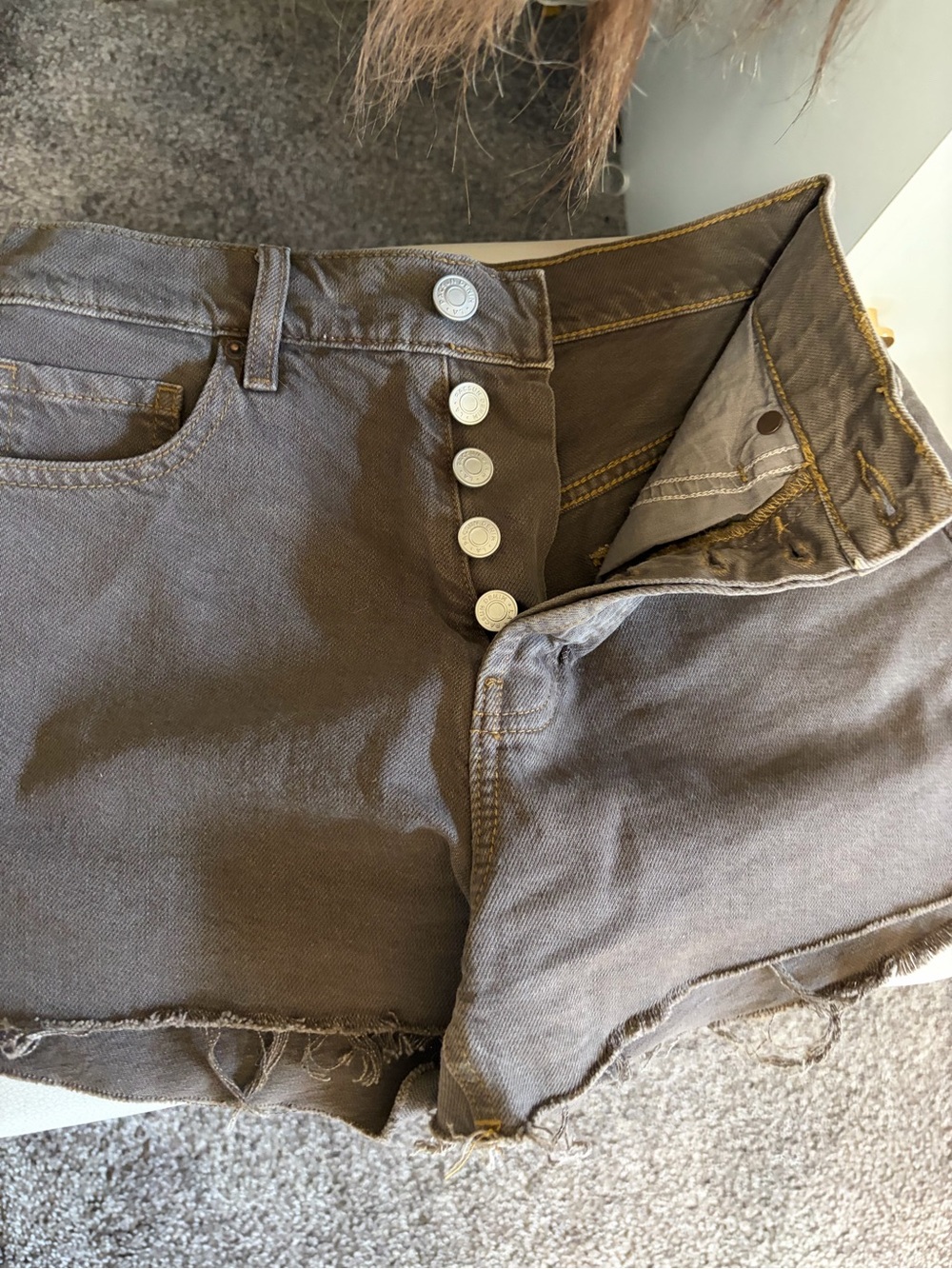 PacSun Olive Brown High-Rise Denim Shorts with Contrast Stitching